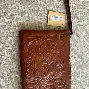 NWT Patricia Nash leather wristlet